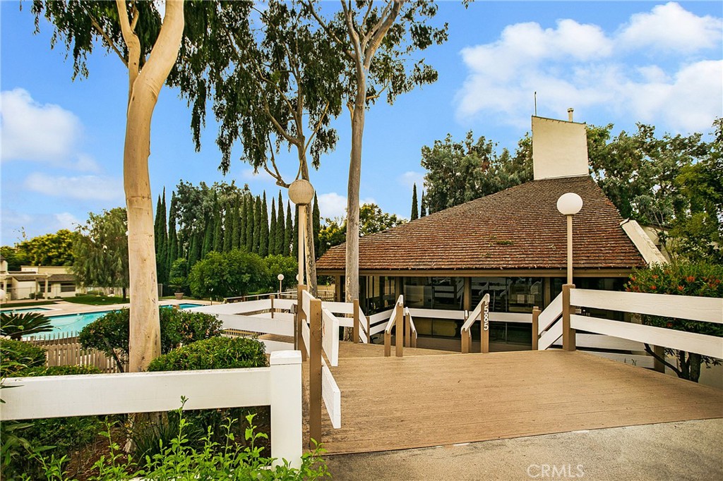 Country Road (CR) - Residential Lease