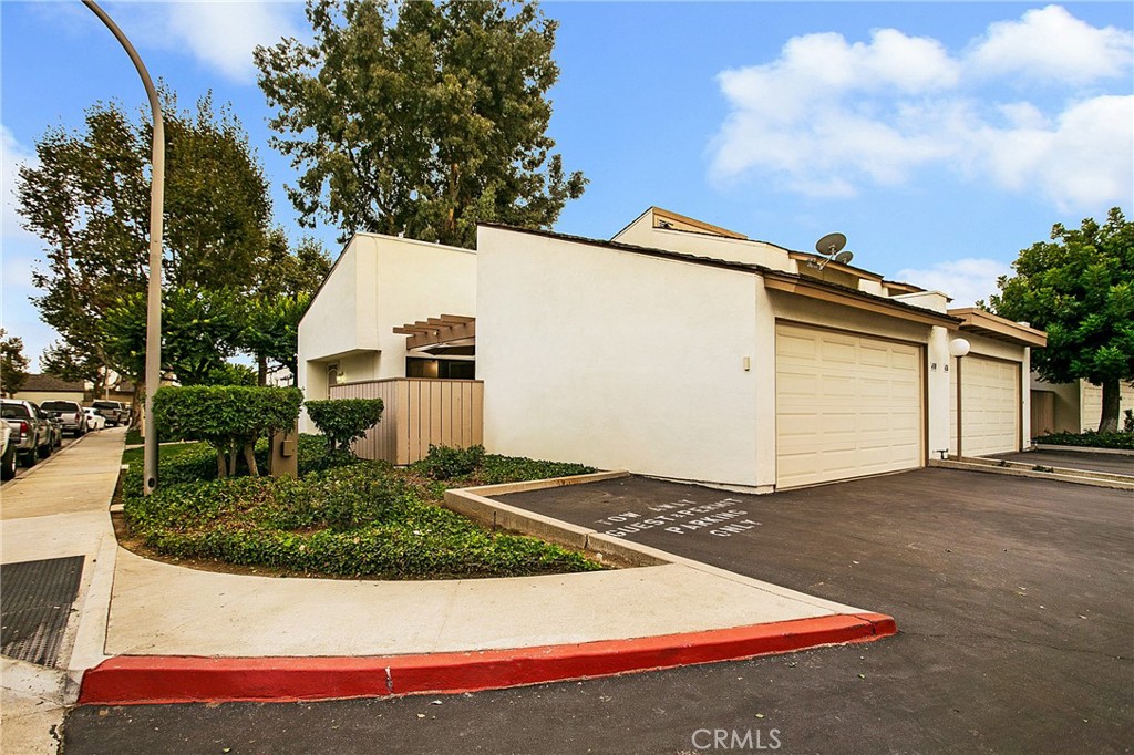 Country Road (CR) - Residential Lease