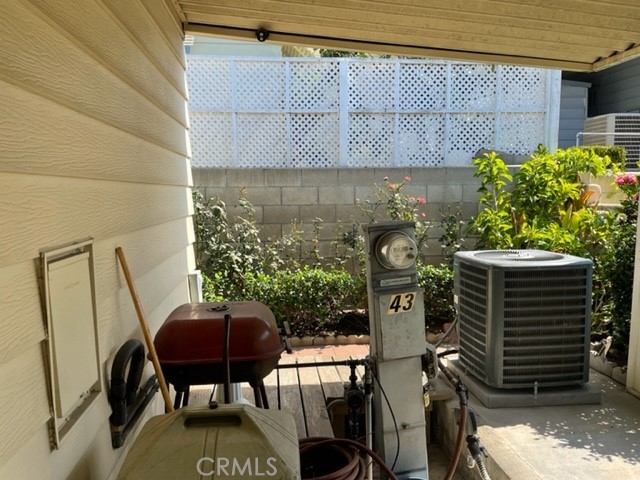 Photo 19 of 28 of 11730 Whittier Blvd 43 mobile home