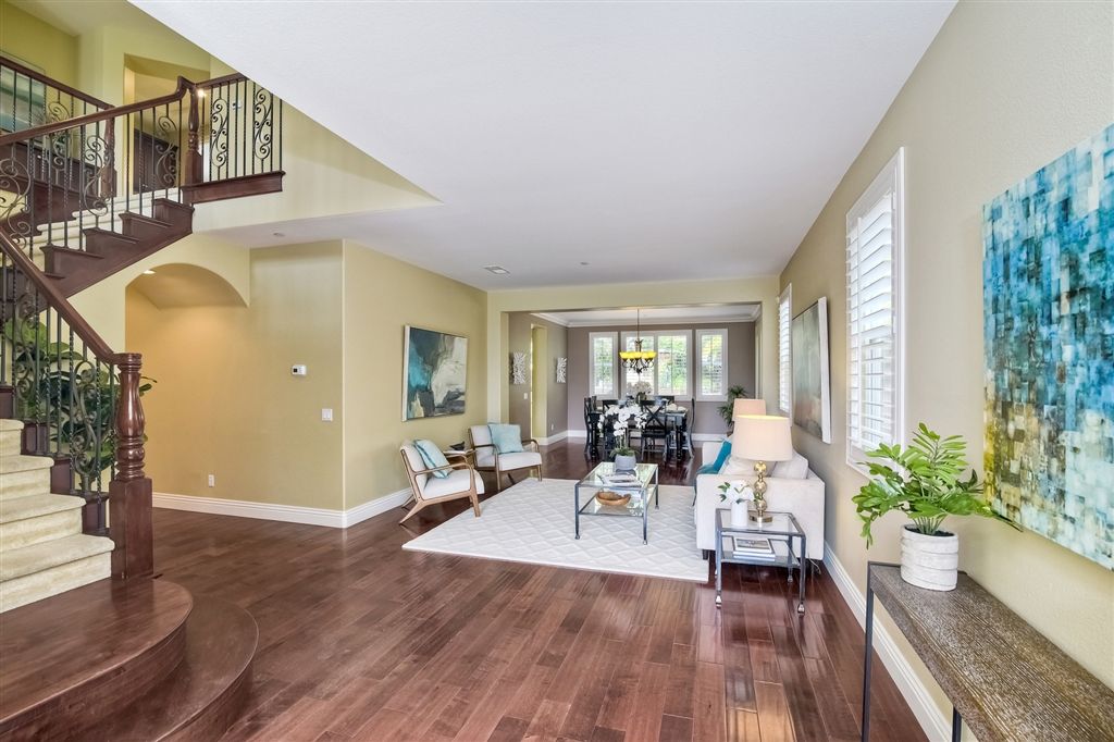 listing image 130721122620659851349