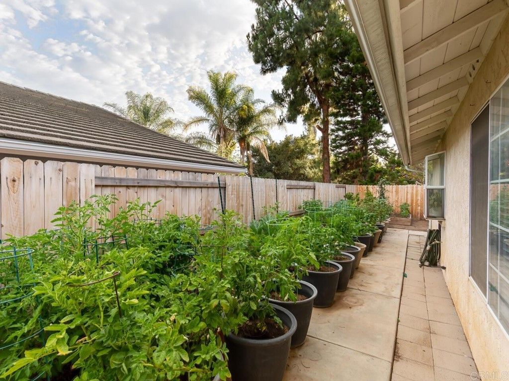 listing image 130724137591949453650