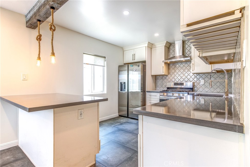 1612 W 226th Street