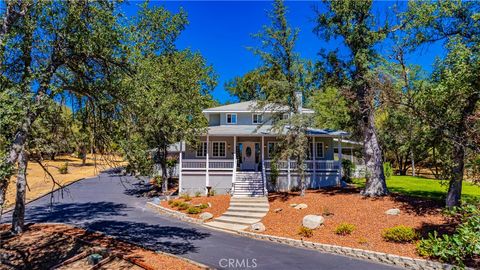 A home in Ahwahnee