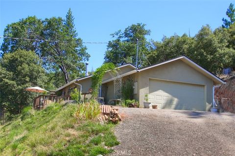 A home in Oakhurst