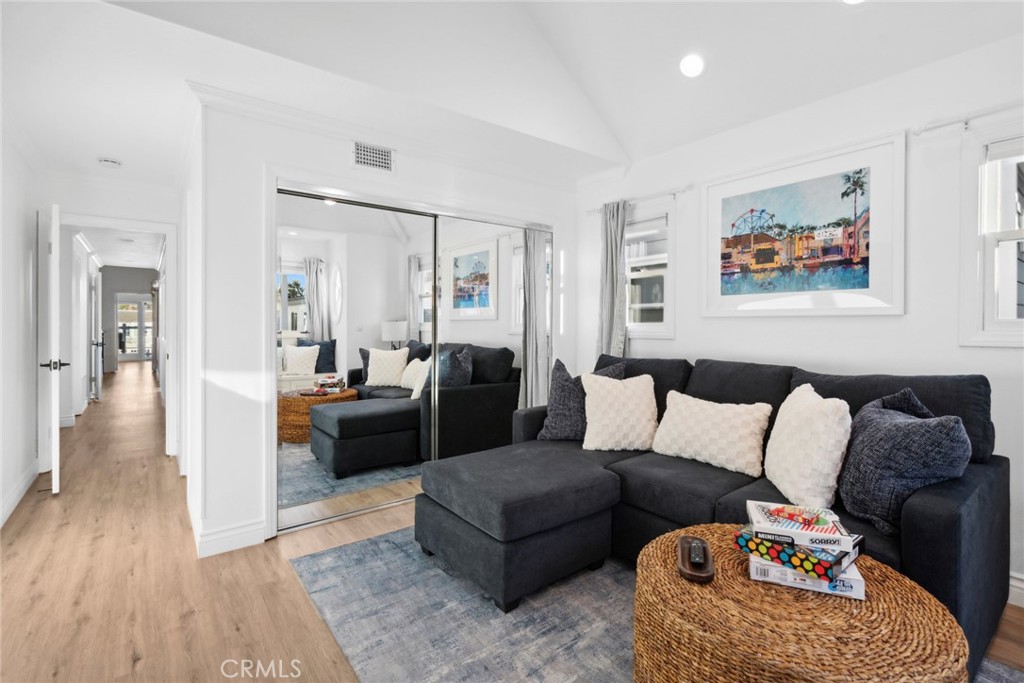 Balboa Island - Main Island (BALM) - Residential Lease