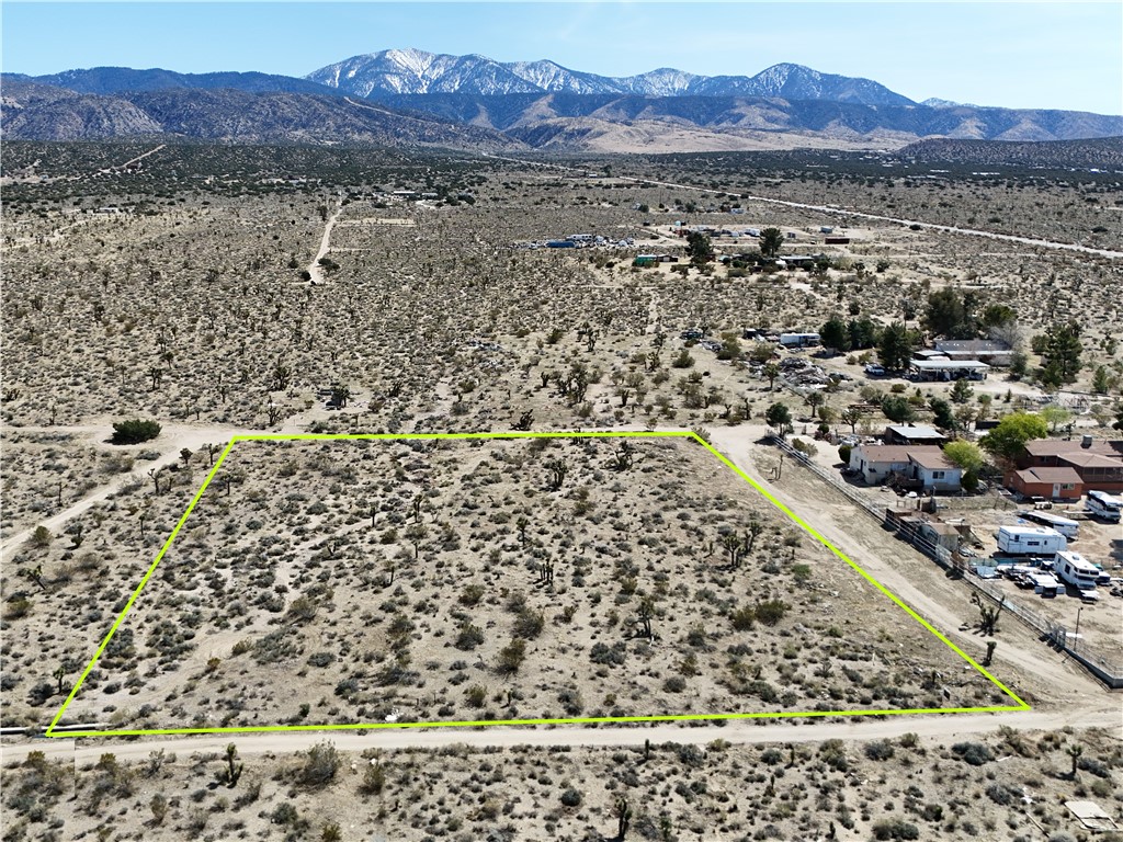 APN: 3086-019-009 Coordinates: 34.476667, -117.761583 2.37 Acres for sale in LA County. This lot is located in Llano, CA on 207th St E and Largo Vista Road. The property is near other homes and is an excellent location to build a home. This area has amazing views of the valley and the nearby mountains.