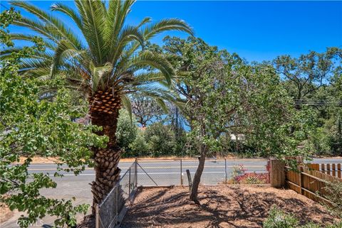 A home in Clearlake Oaks