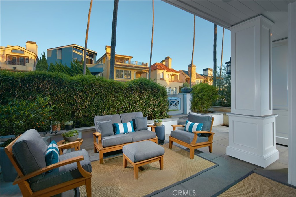 Corona del Mar South of PCH (CDMS) - Residential