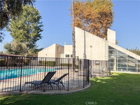 A home in Reseda