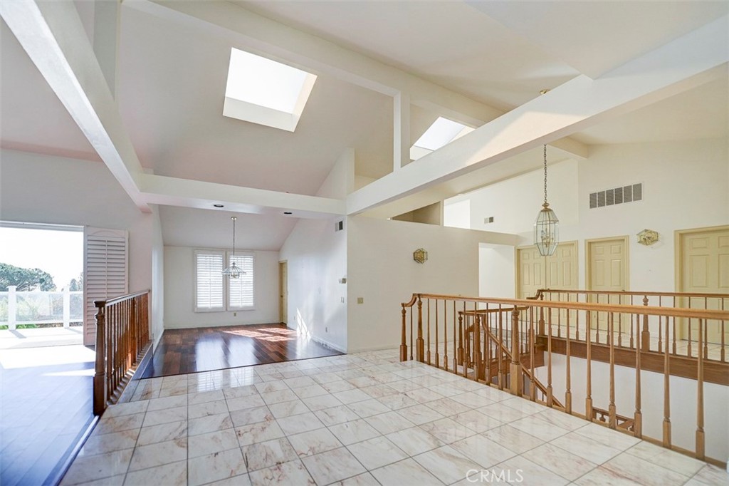 30135 Avenida Celestial