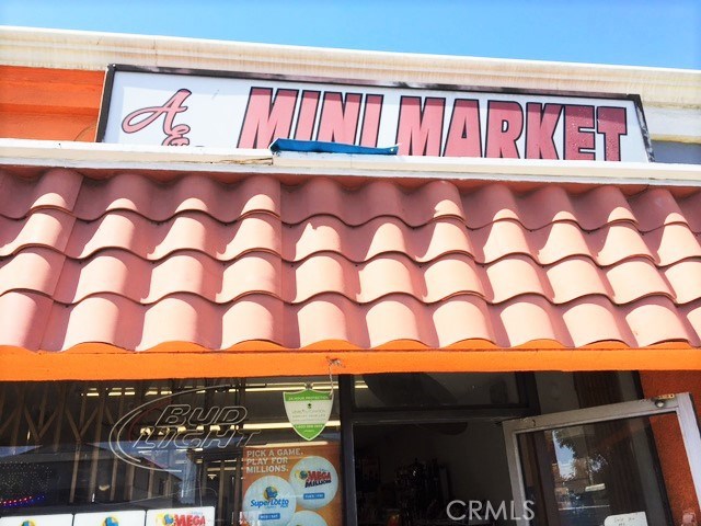 Great opportunity to purchase & well established retail store and smoke shop with beer & wine License in prime area.store footage approximately 850 sq.ft. Closed to major freeway 405 and 105. store provides extra income from Lotto business.Their is ample parking behind the store.Excellent visibility. Don't miss this great opportunity.