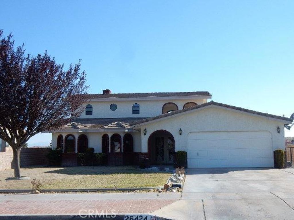 listing image 130720463116697872295