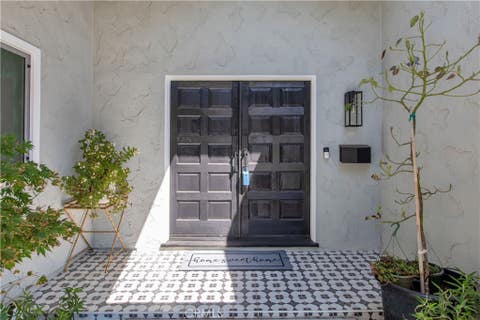 Featured picture for the property OC23166417
