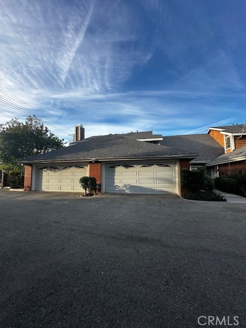 5930 Tampa Avenue MO302