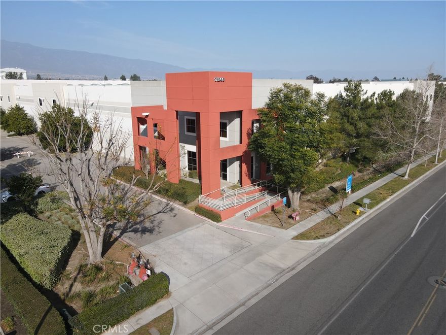 State of the Art Freestanding building - ESFR Sprinklers - 9 dock high positions - Fully secured concrete truck court - Forklift charging station - Energy efficient lights w/ motion sensors