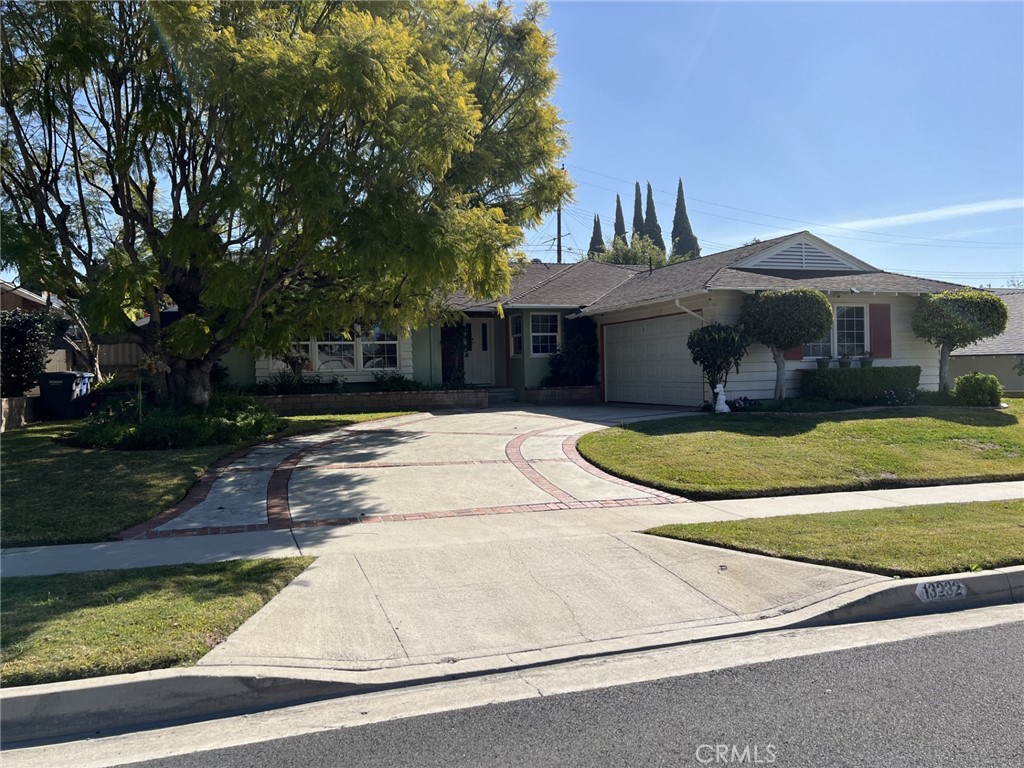 13232 Lorca Road
