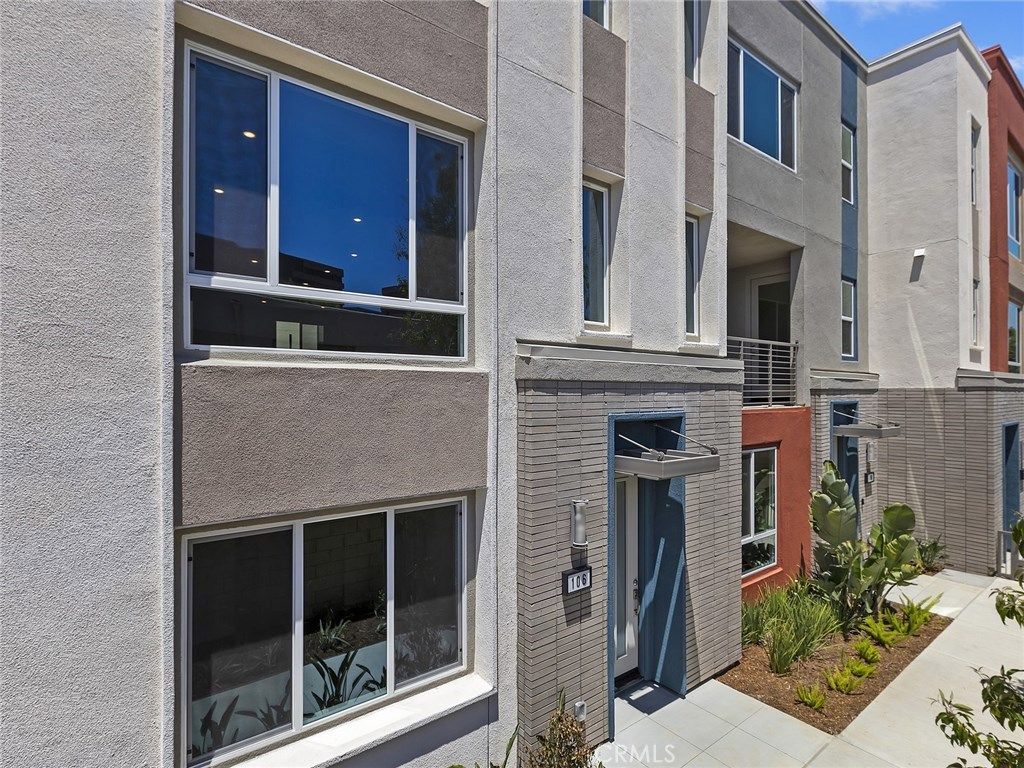 listing image 130724403417877332719