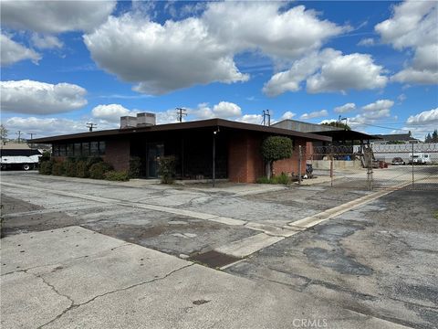 300 S Walnut Street La Habra CA 90631