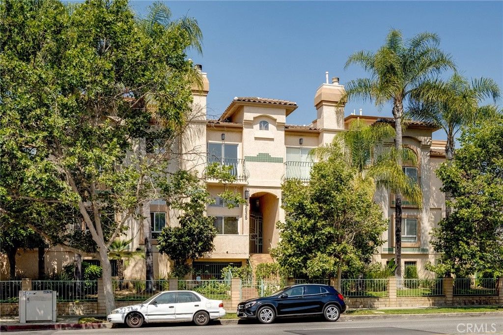 listing image 130720565122493054460