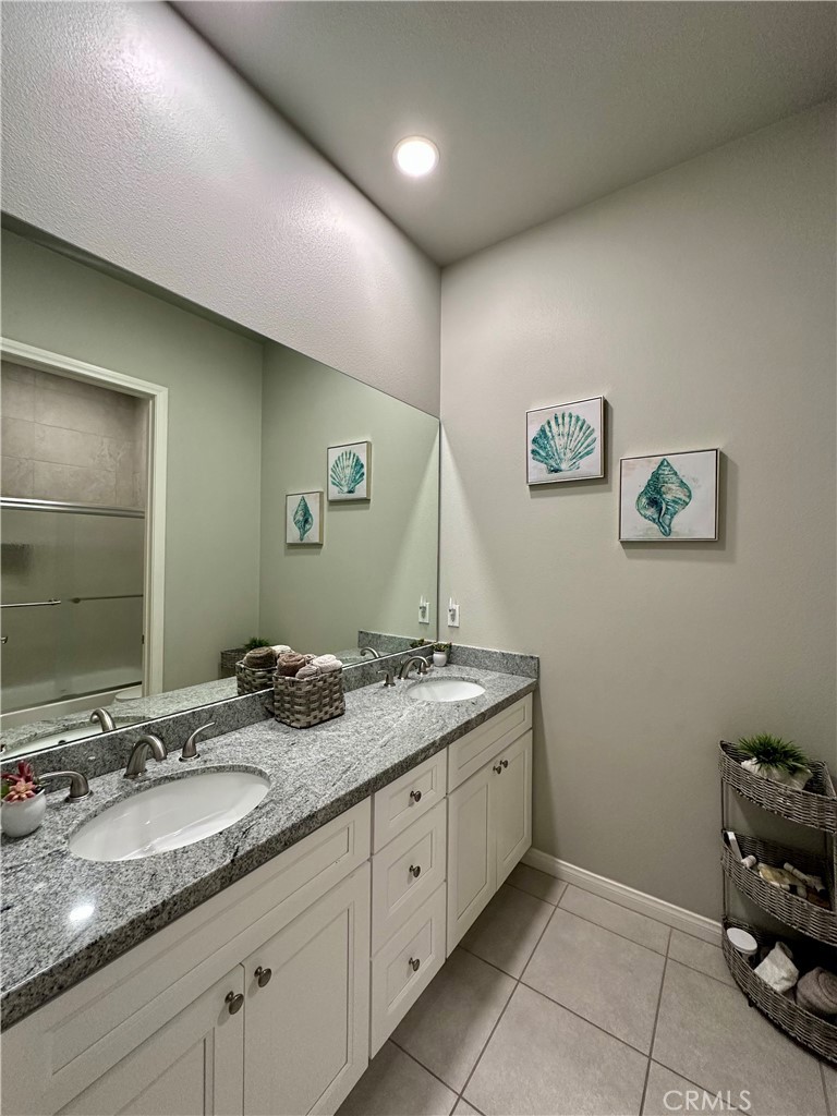 Panorama (33545) - Residential Lease