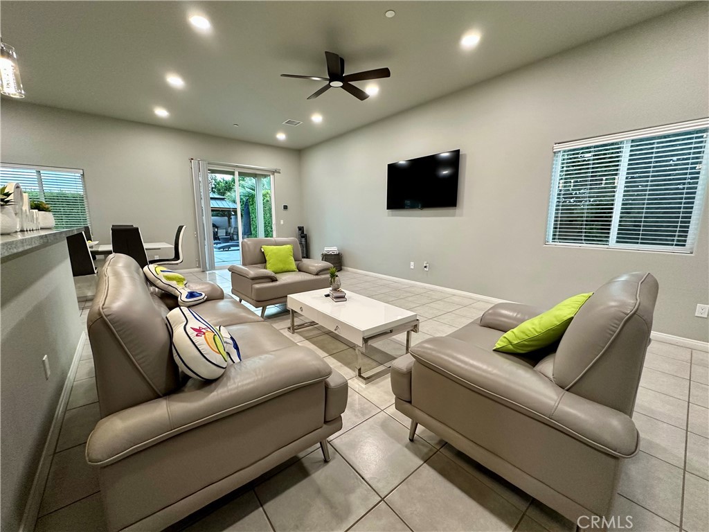 Panorama (33545) - Residential Lease