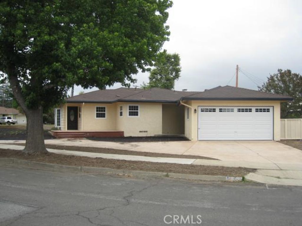 listing image 130726512979632385794