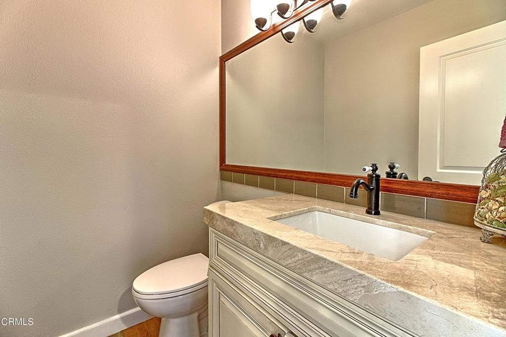 listing image 130725903090625549975