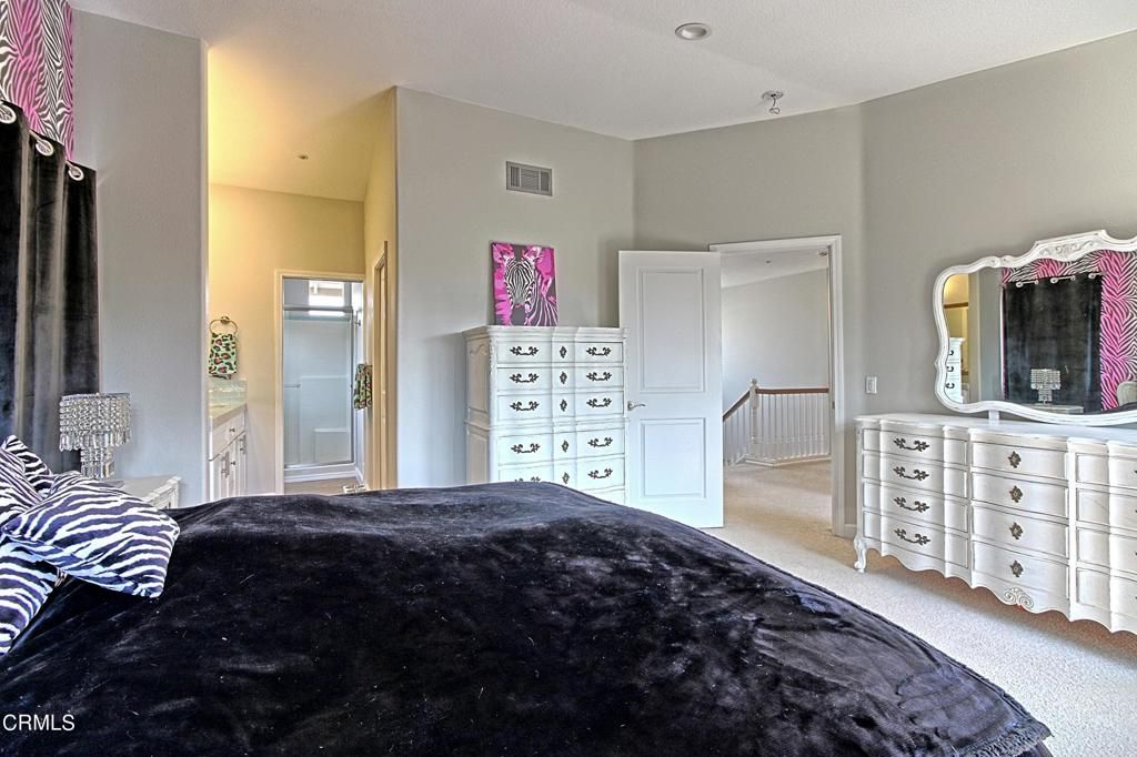 listing image 130728498866995612775