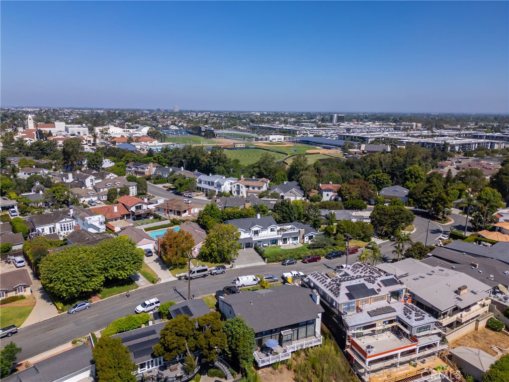 Newport Heights (NEWH) - Residential