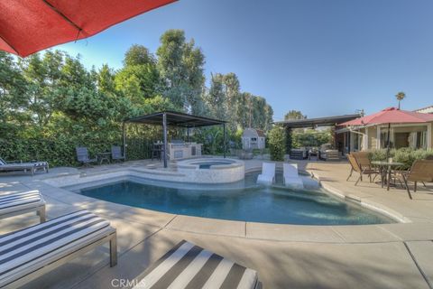 A home in North Tustin