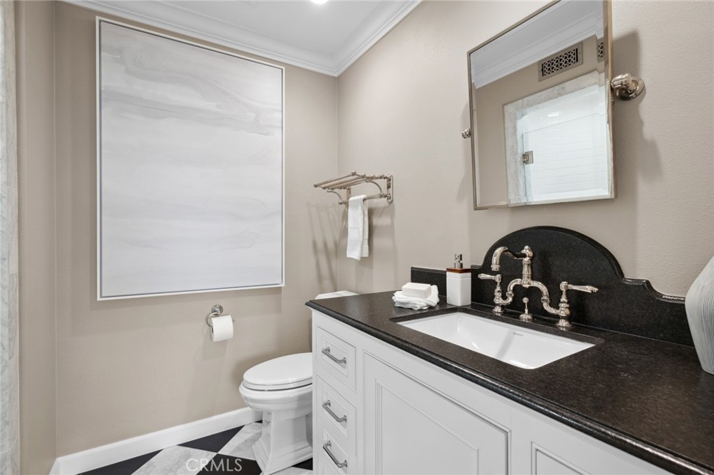 Belcourt Manor (BLMR) - Residential