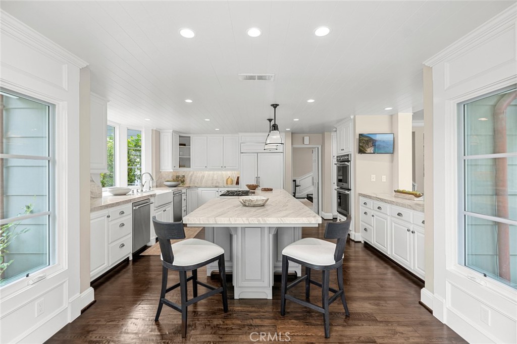 Belcourt Manor (BLMR) - Residential