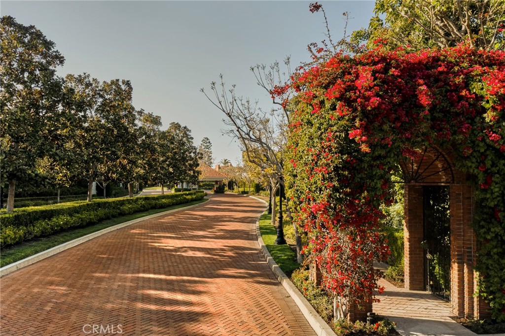 Belcourt Manor (BLMR) - Residential