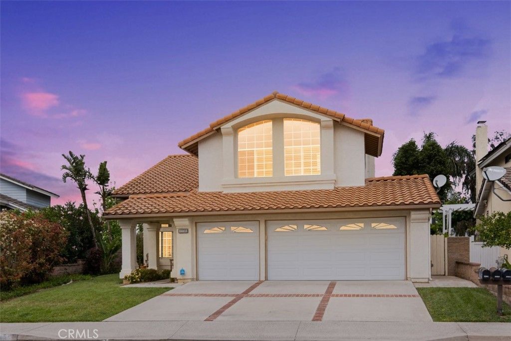 listing image 130721267055844097727