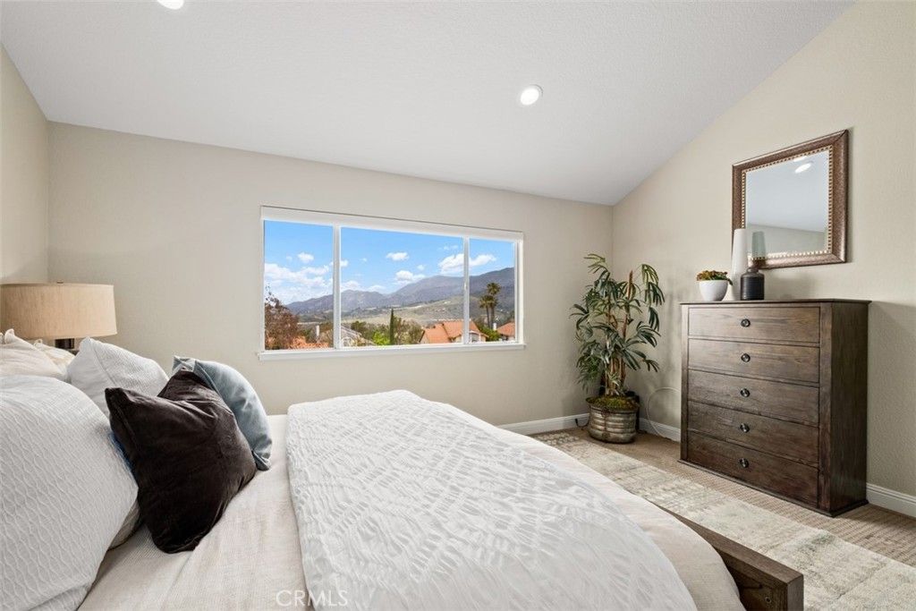 listing image 130724172908978638541