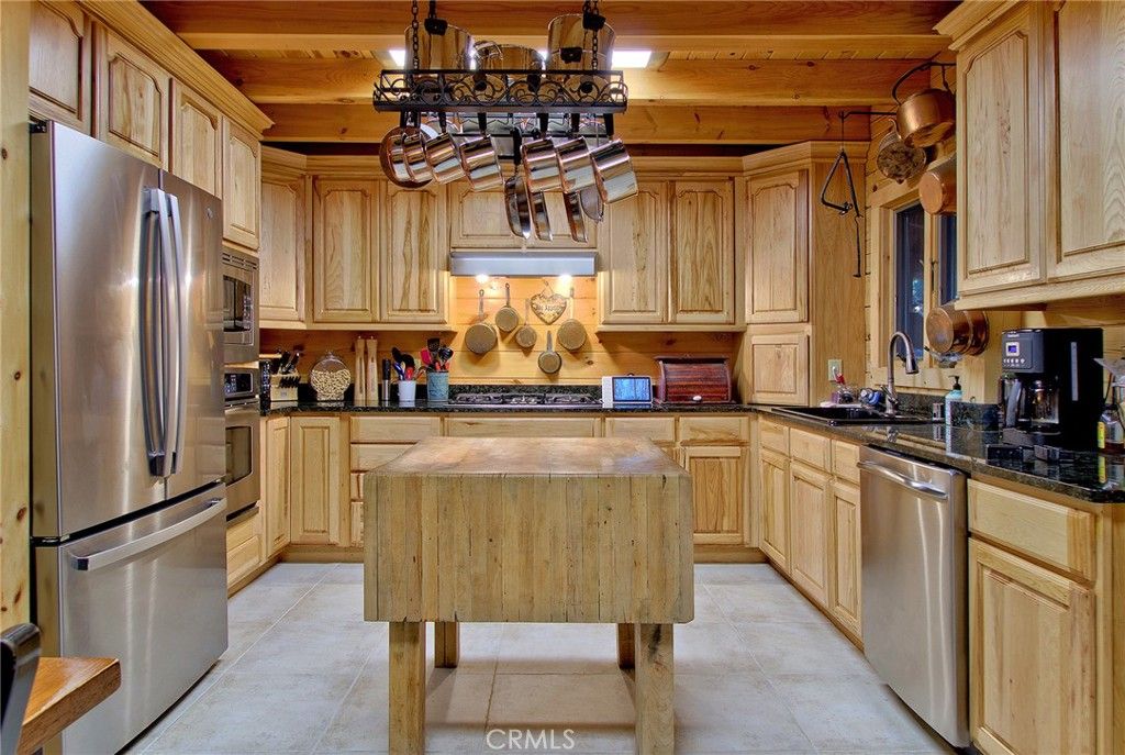 listing image 130726158879202835127