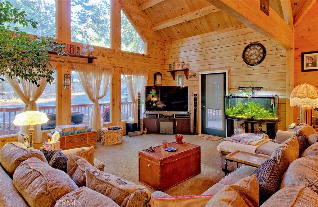 listing image 130725508689550492246