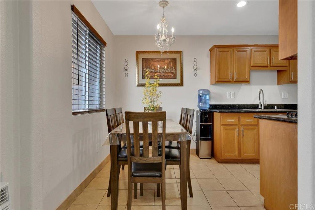 Photo 5 of 26 of 188 S Lincoln Avenue 3 condo