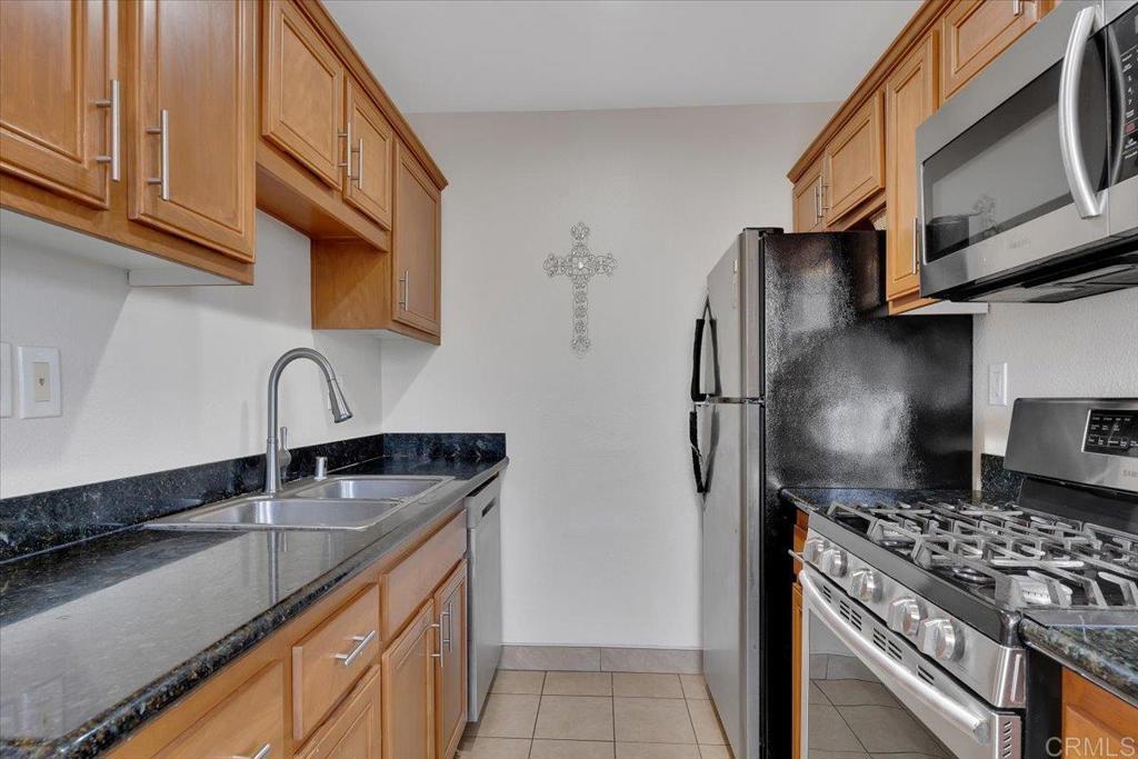 Photo 8 of 26 of 188 S Lincoln Avenue 3 condo