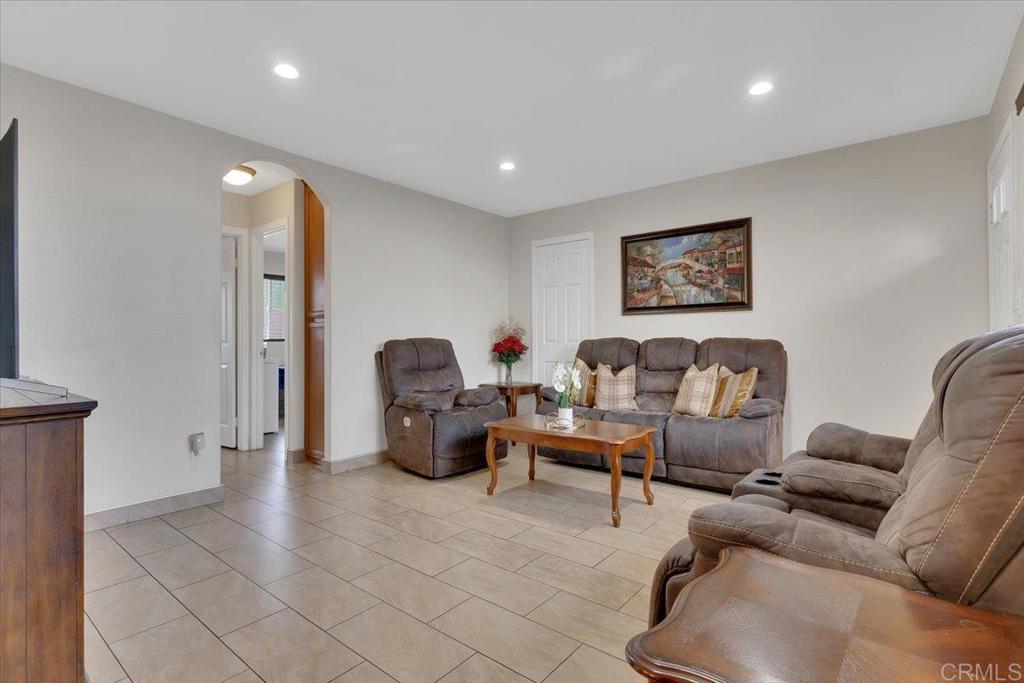 Photo 6 of 26 of 188 S Lincoln Avenue 3 condo