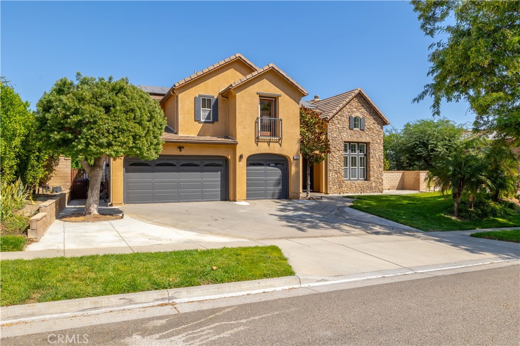 1581 Vandagriff Way