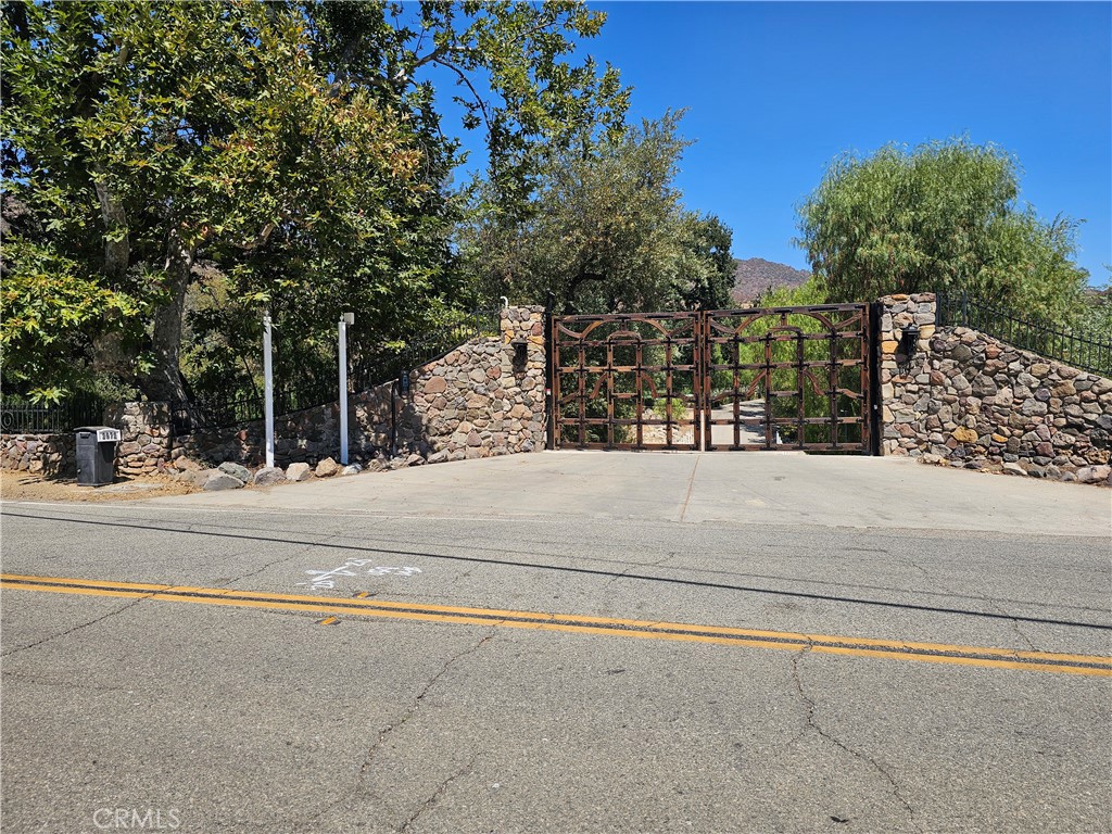 Agoura (850) - Residential