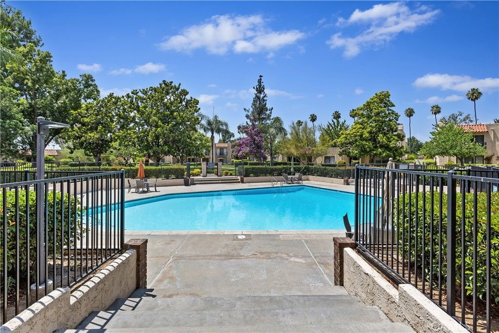 listing image 130726072345034124720
