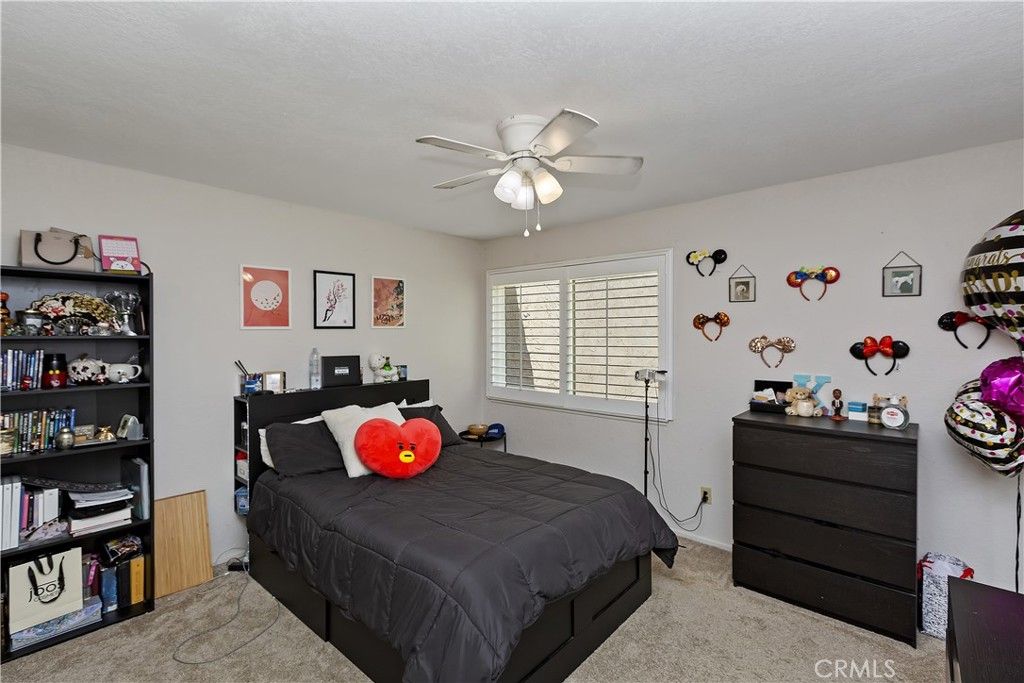 listing image 130727440181051351638