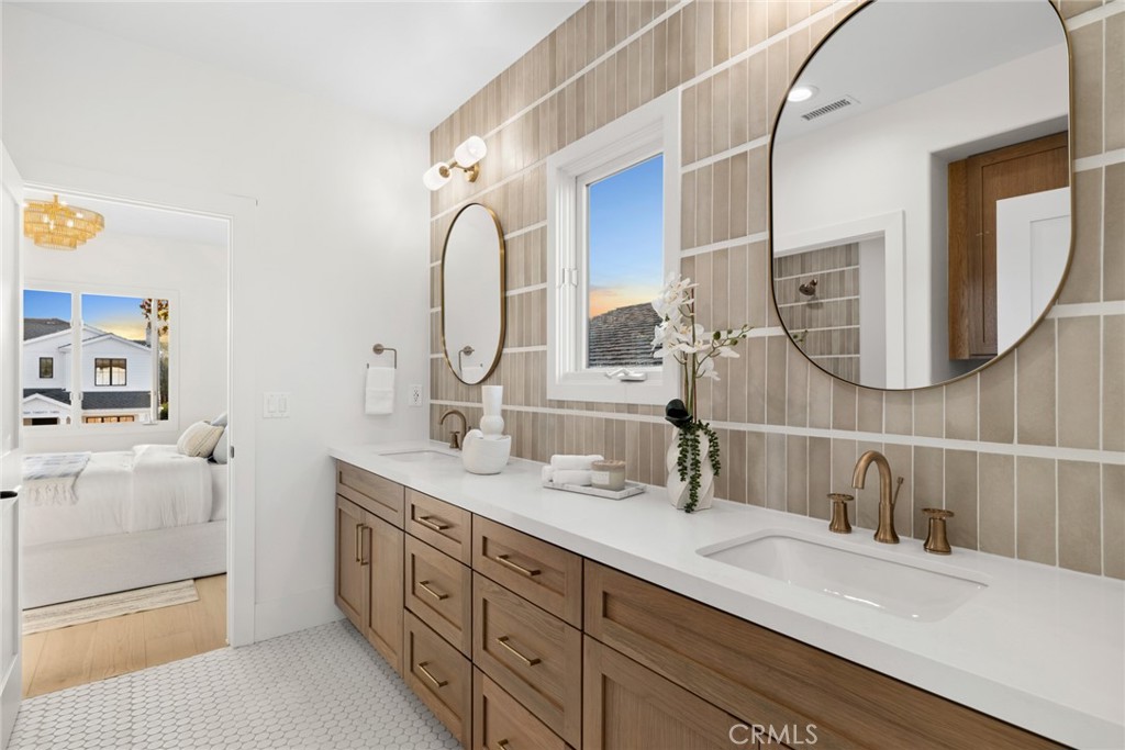 Harbor View Homes (HVHM) - Residential