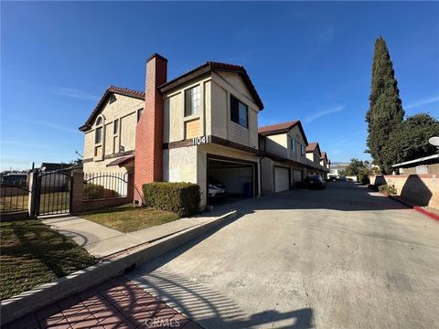 A home in El Monte