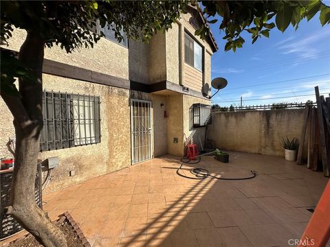 A home in El Monte