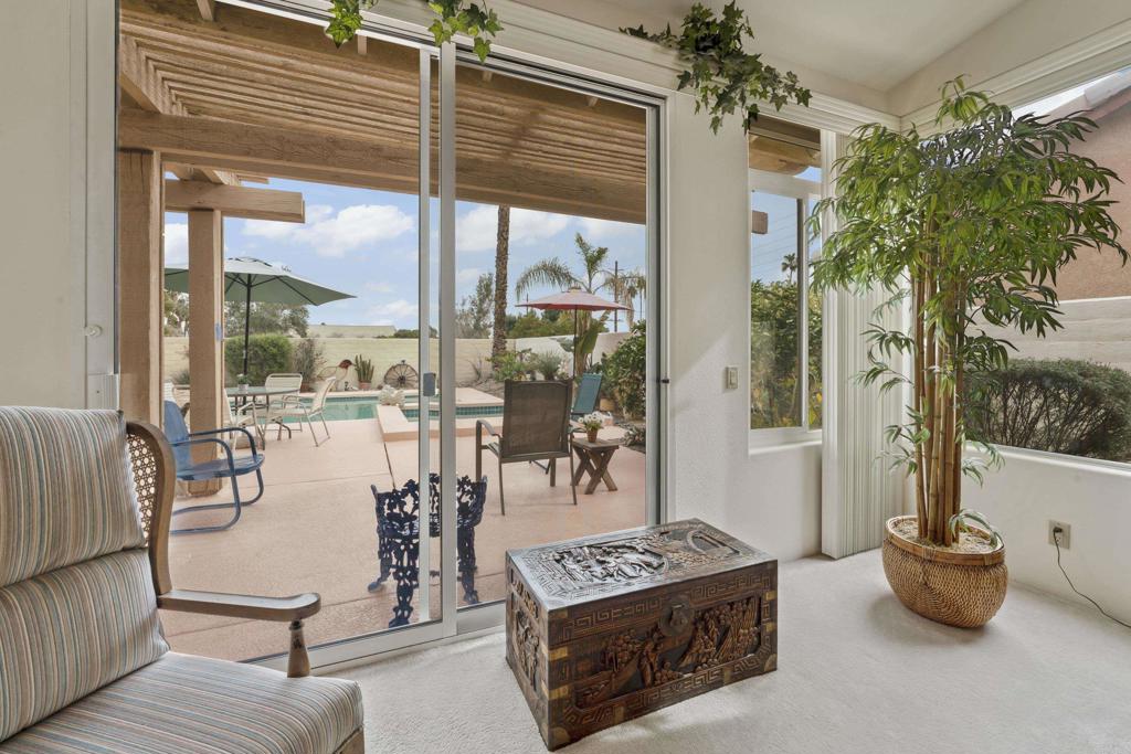Photo 7 of 23 of 40900 Avenida Estrada house