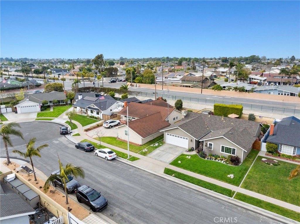 listing image 44