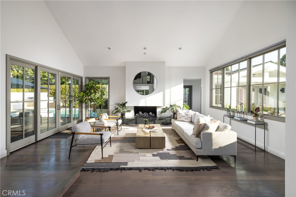 Belcourt Custom (BLCS) - Residential